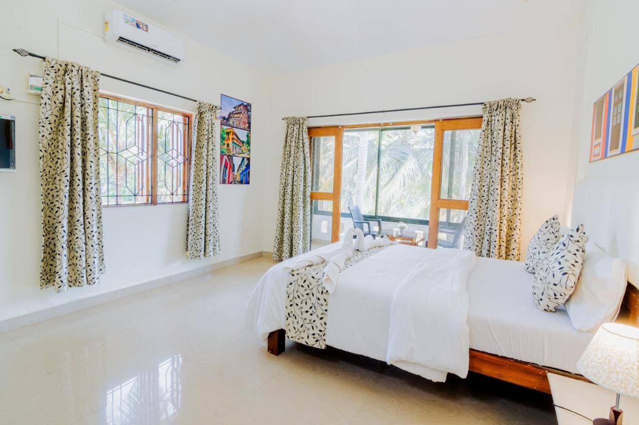 White House In Goa, Truly Amazing Experience Bed and Breakfast Saligao Buitenkant foto