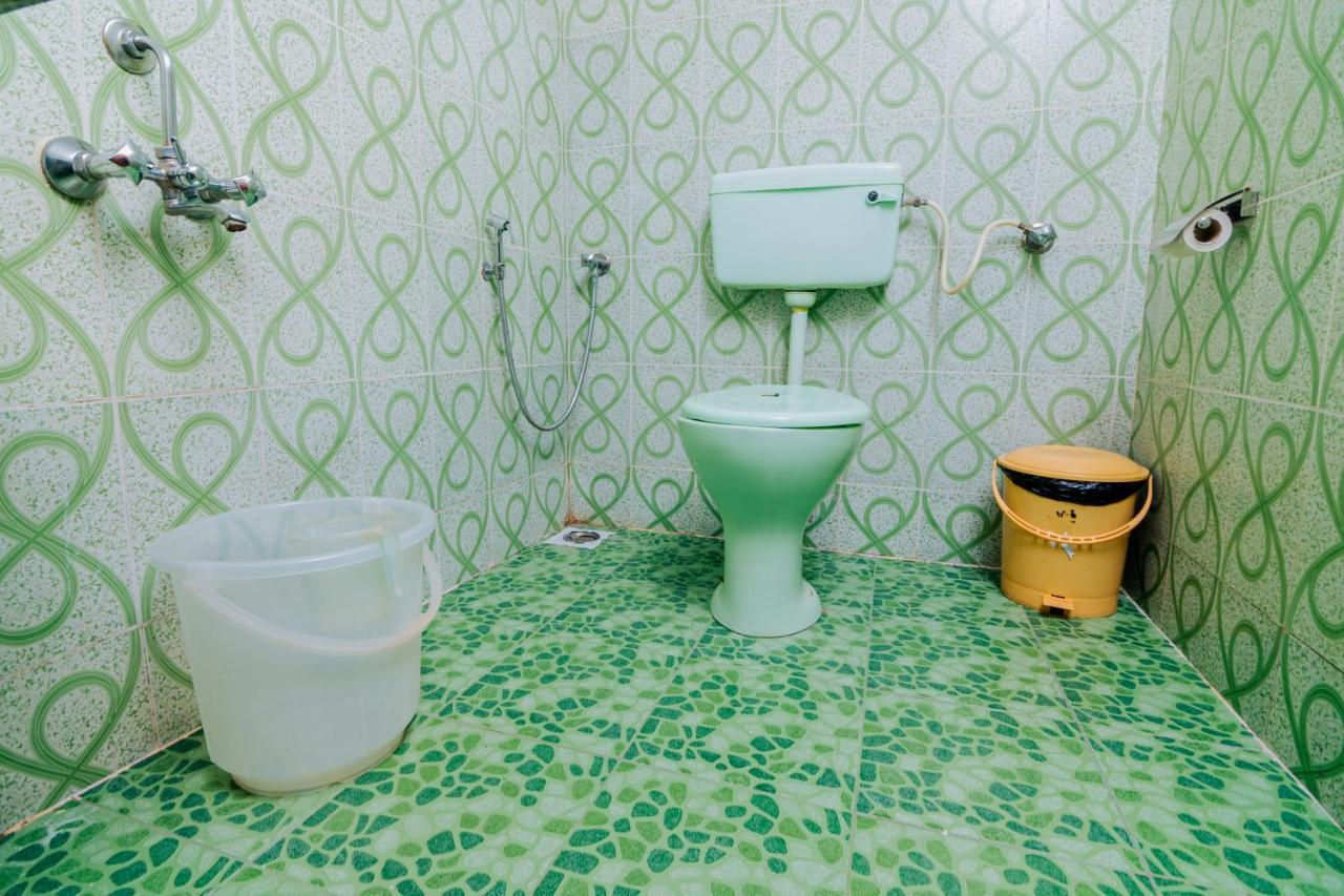 White House In Goa, Truly Amazing Experience Bed and Breakfast Saligao Buitenkant foto