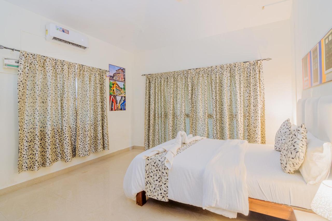 White House In Goa, Truly Amazing Experience Bed and Breakfast Saligao Buitenkant foto